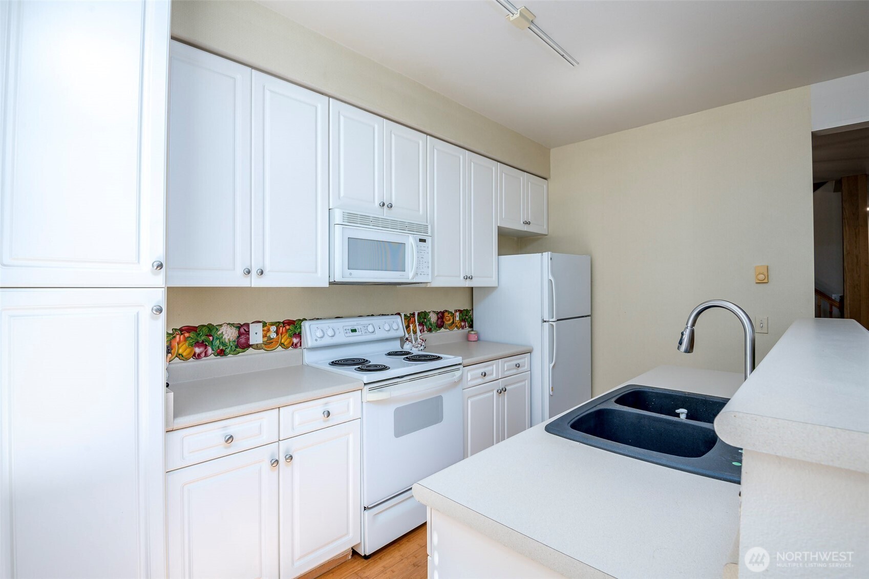 15150 140th Way B103 Property Photo 8