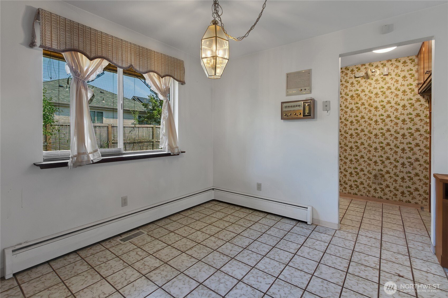 2222 176th Street Property Photo 18