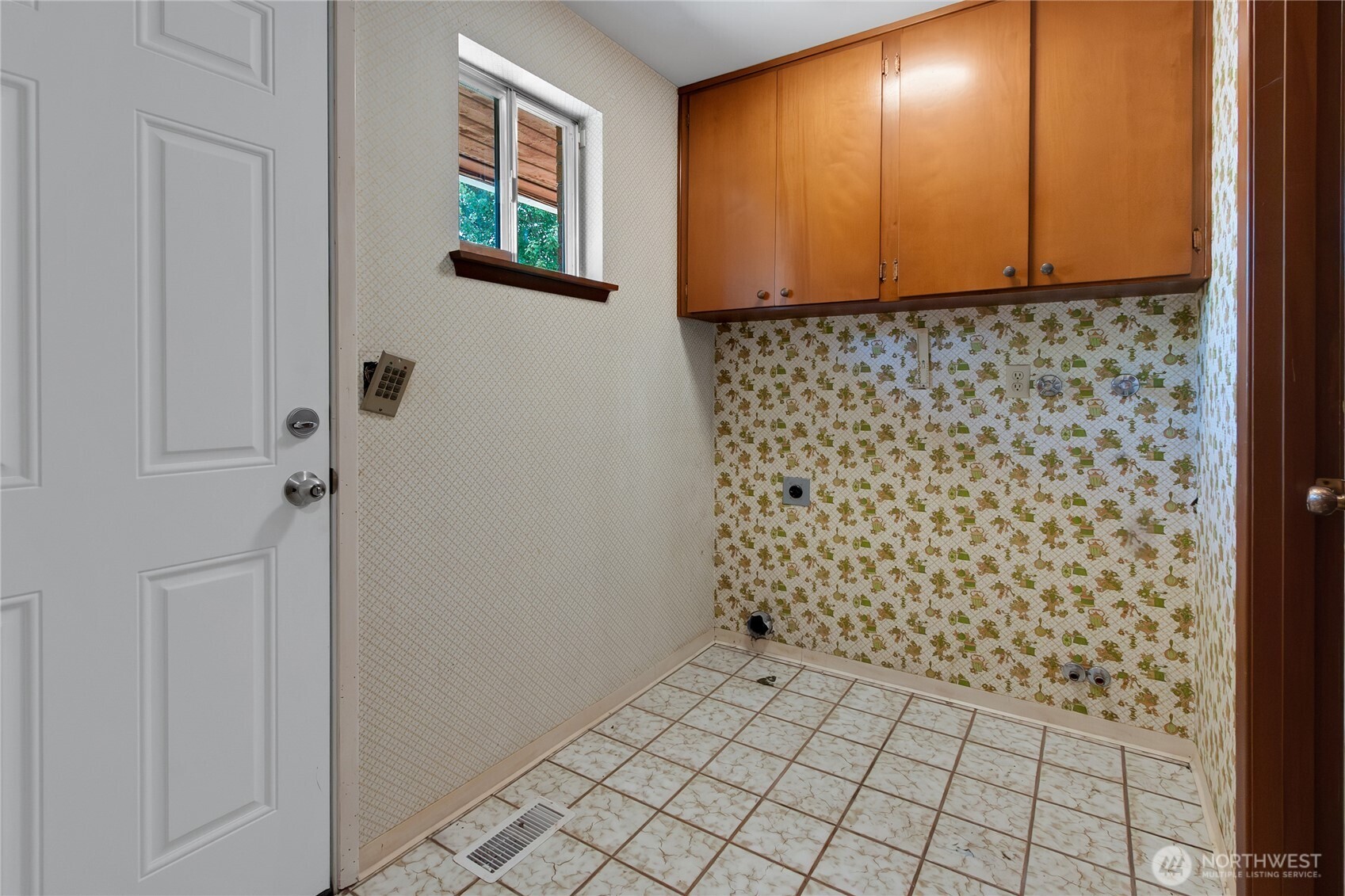 2222 176th Street Property Photo 20