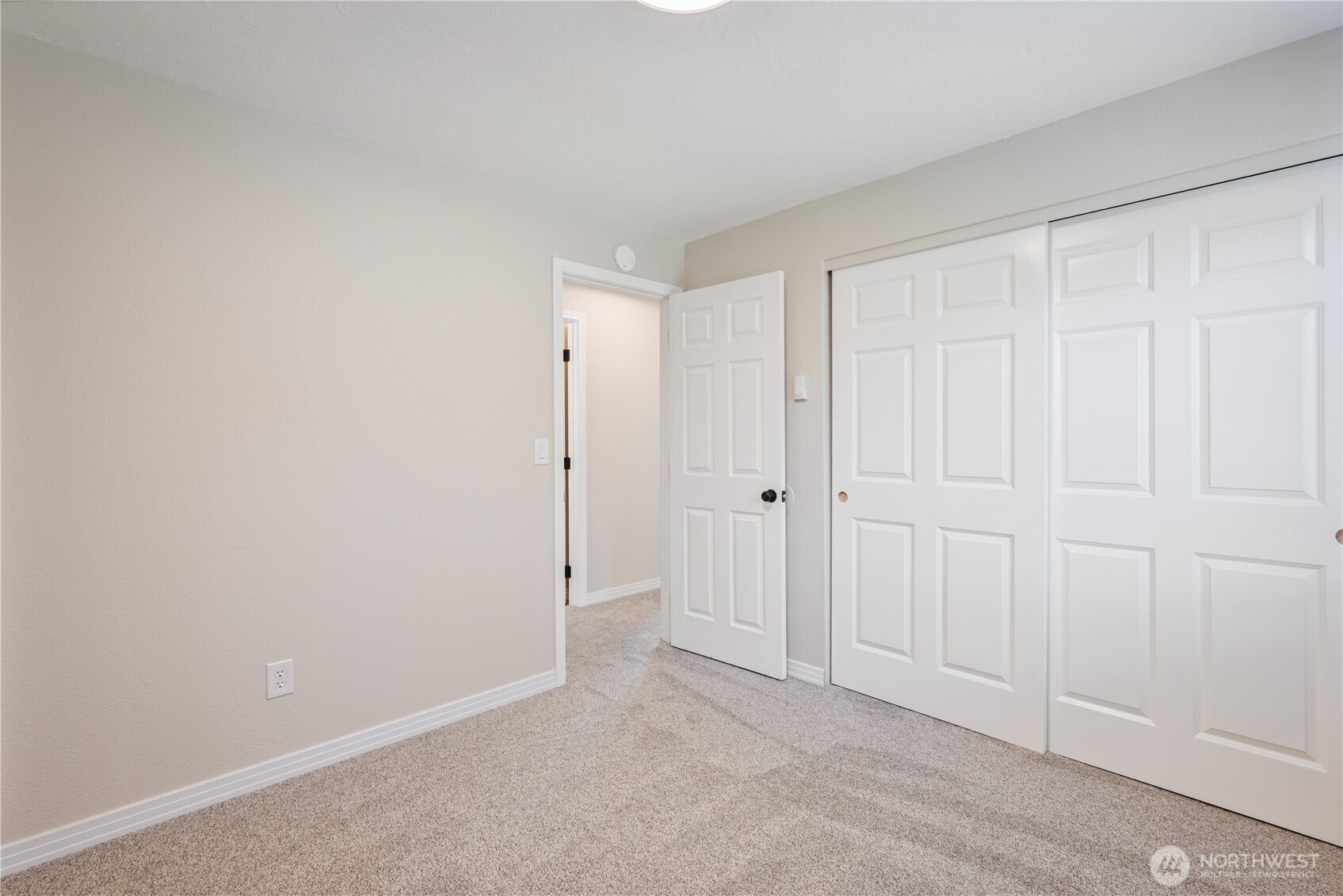 4490 Constitution Lane Property Photo 18