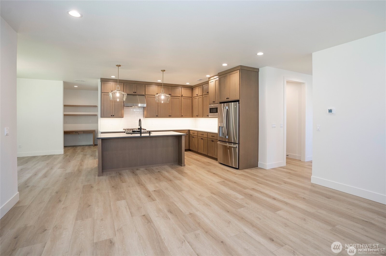 2746 Sunset Court Property Photo 15