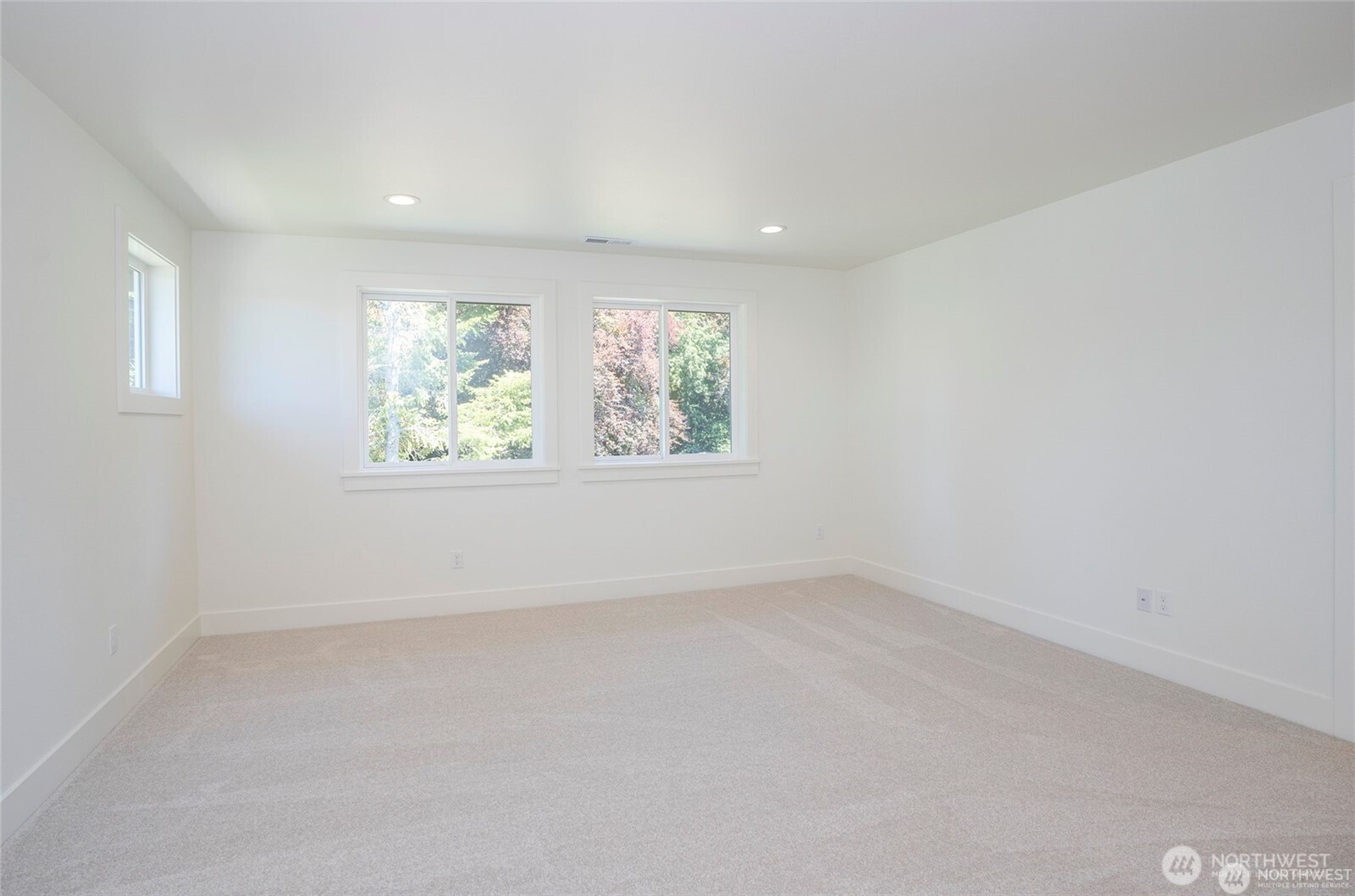 2746 Sunset Court Property Photo 26