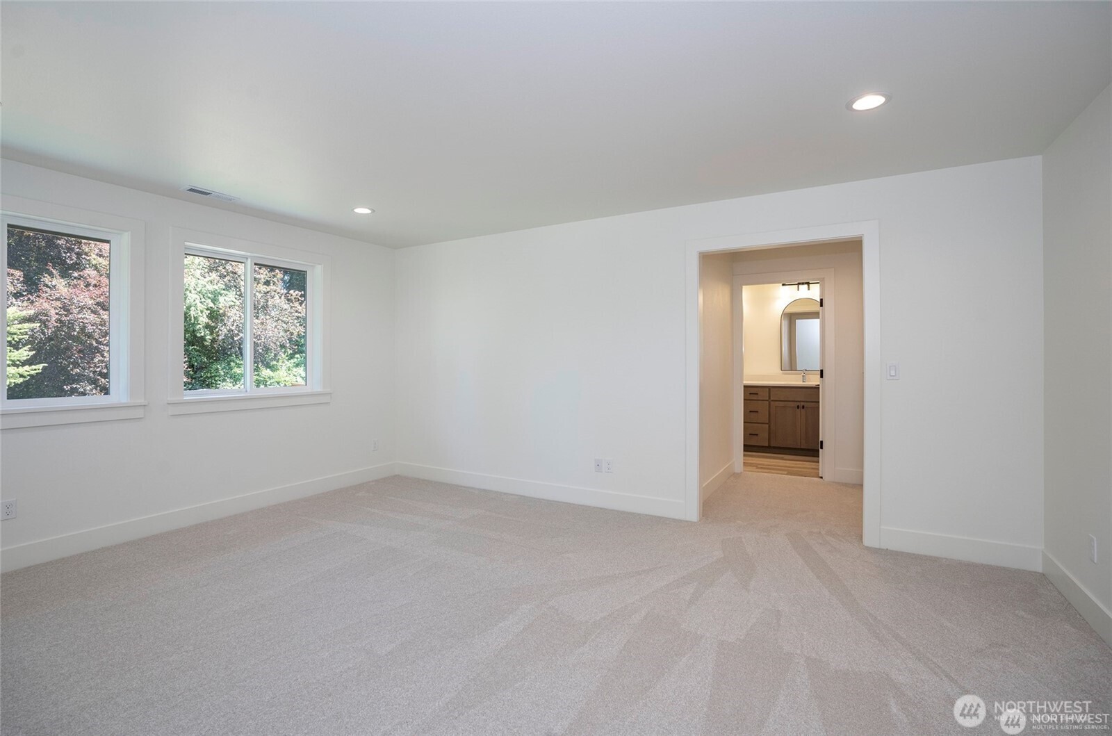 2746 Sunset Court Property Photo 27