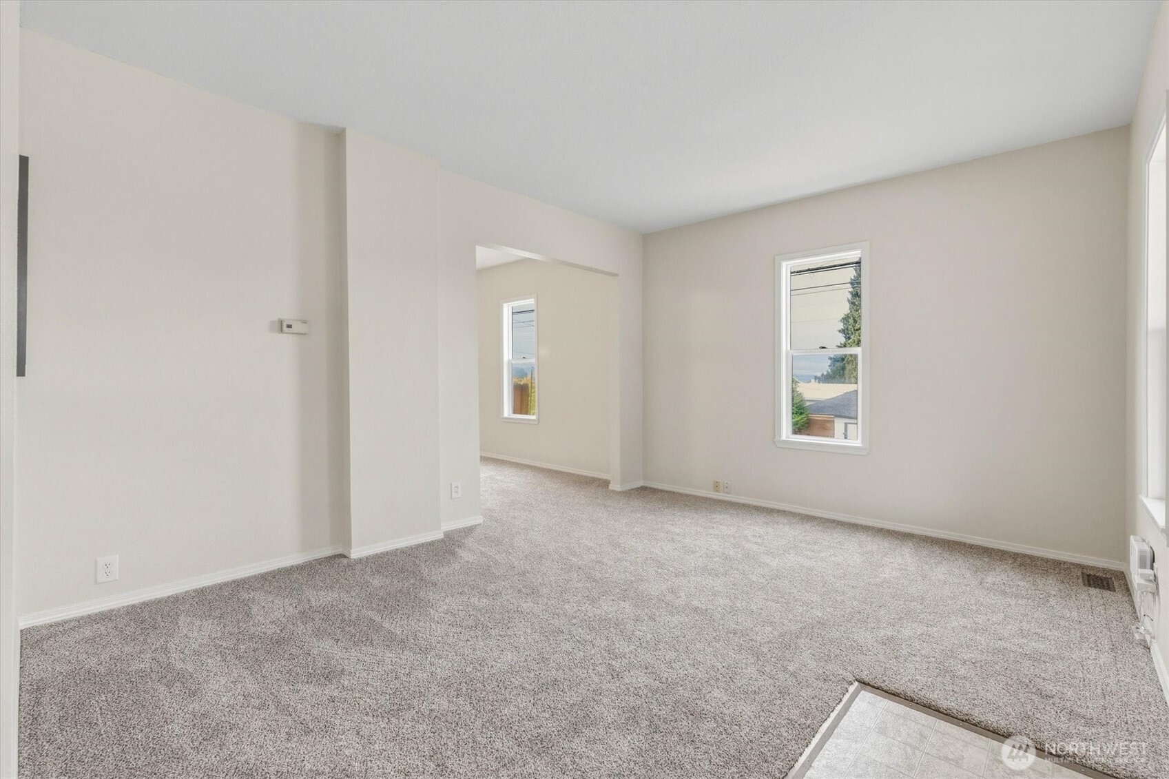 500 Cowlitz Way Property Photo 4