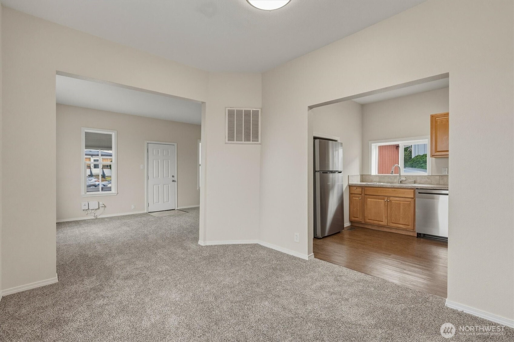 500 Cowlitz Way Property Photo 12