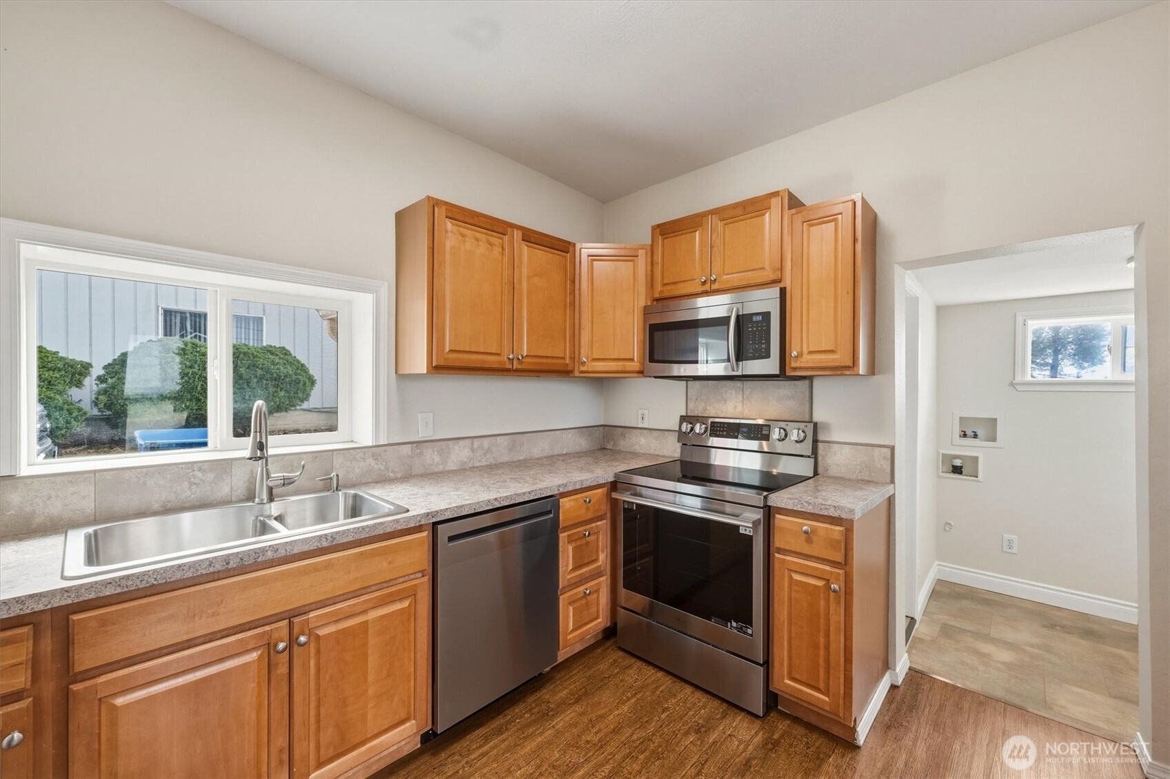 500 Cowlitz Way Property Photo 15