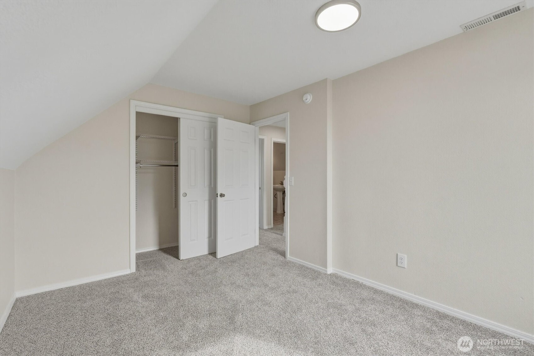 500 Cowlitz Way Property Photo 26