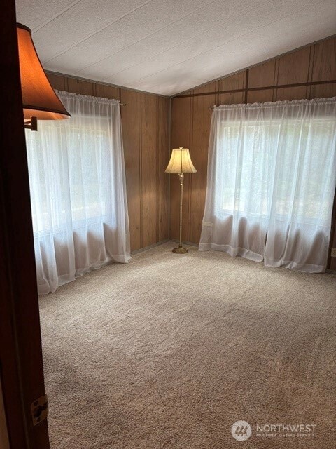 797 Ne Blacksmith Drive Property Photo 2