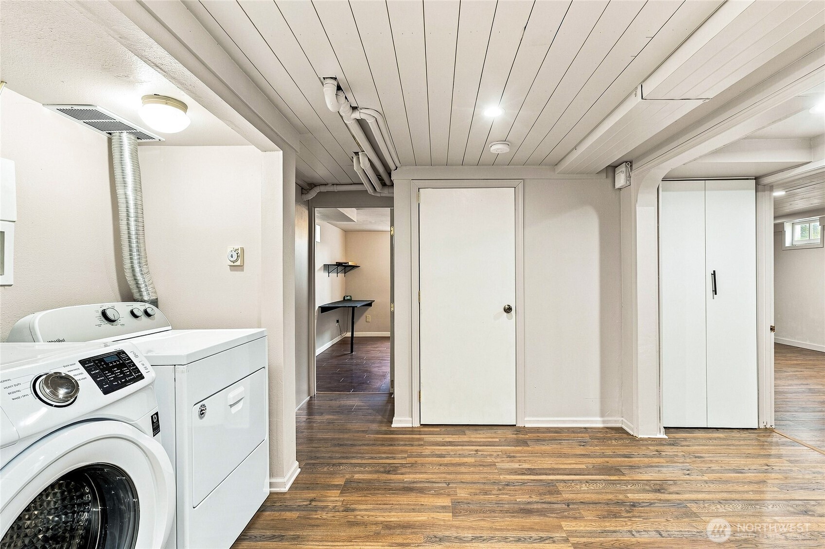 1002 Howard Street Property Photo 27
