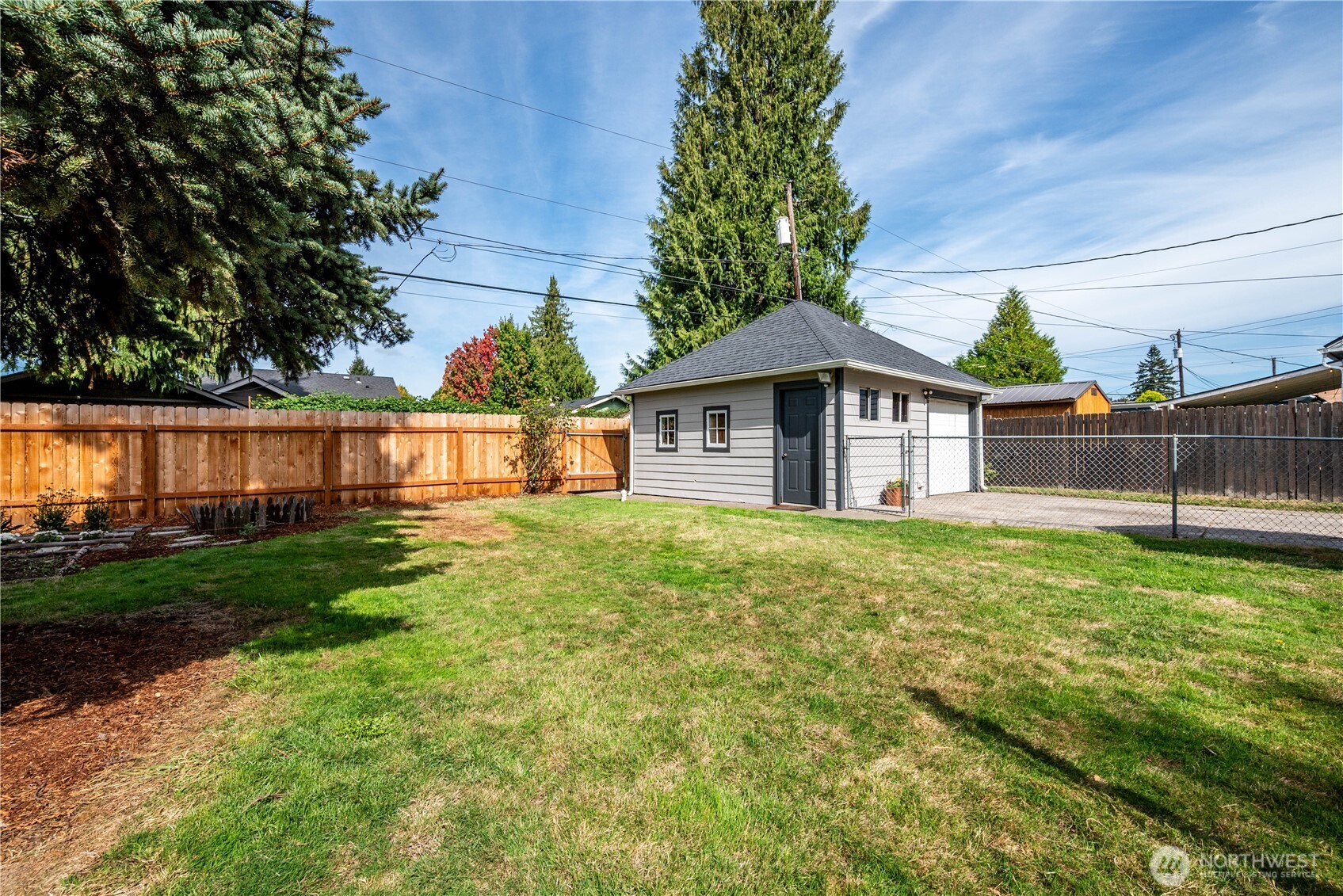 2828 Washington Way Property Photo 20