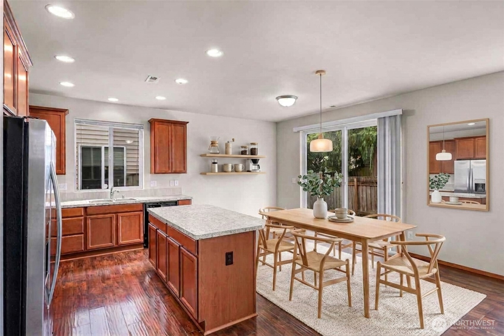 908 138th Place Property Photo 11