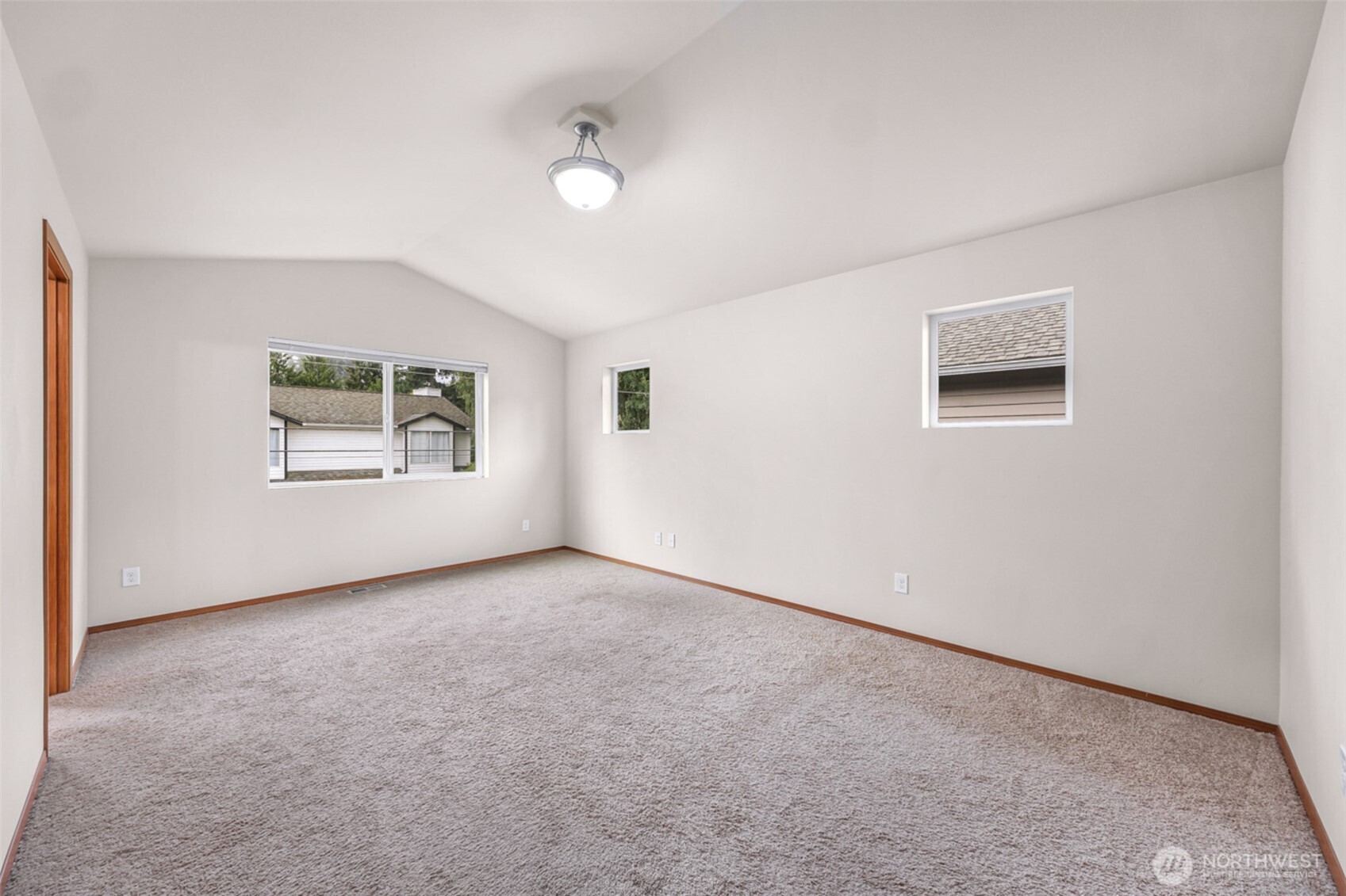 908 138th Place Property Photo 17