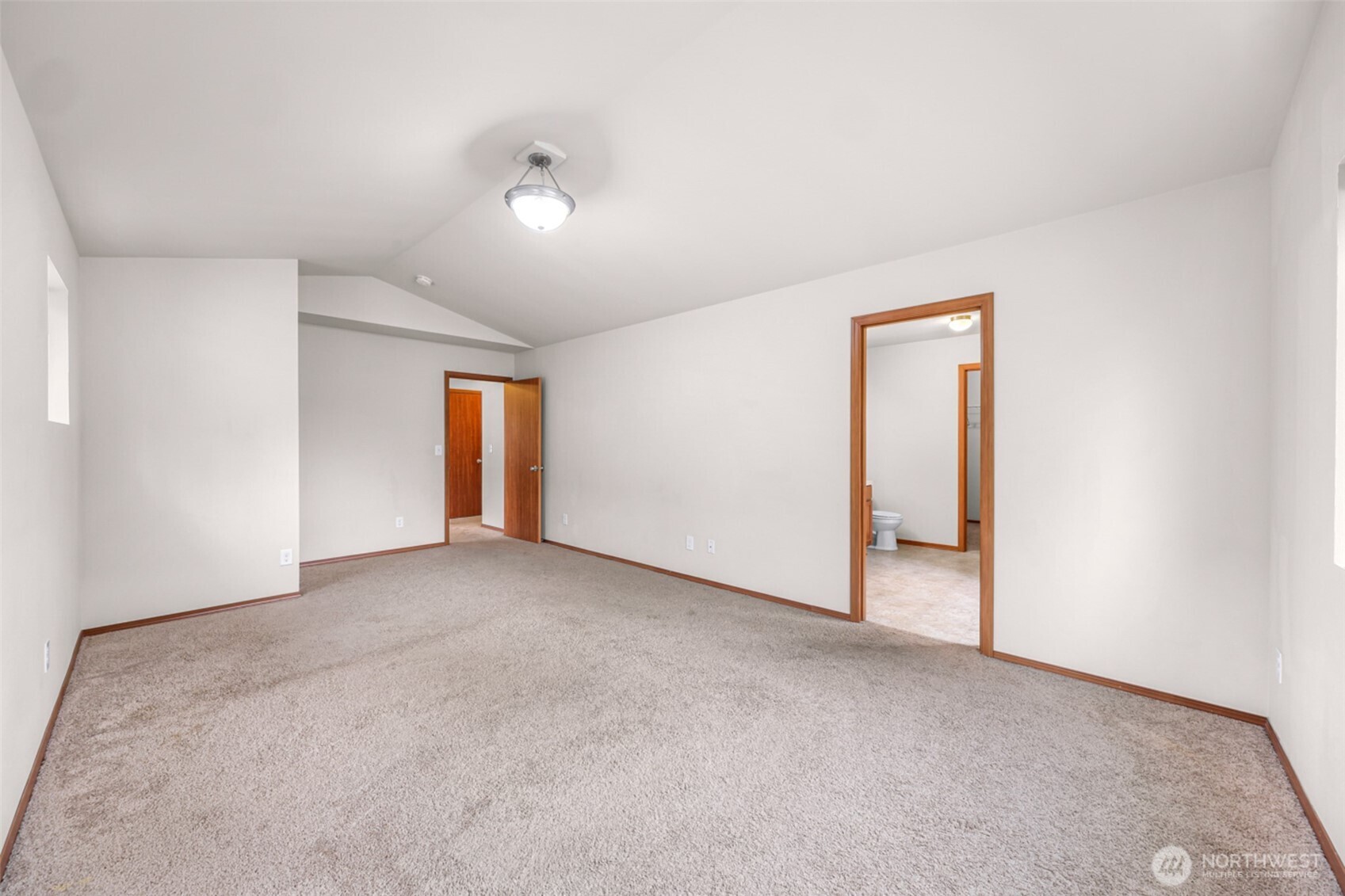 908 138th Place Property Photo 18