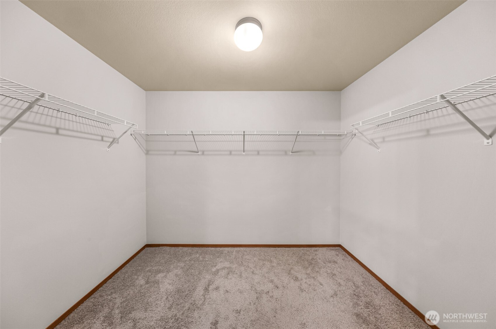 908 138th Place Property Photo 20