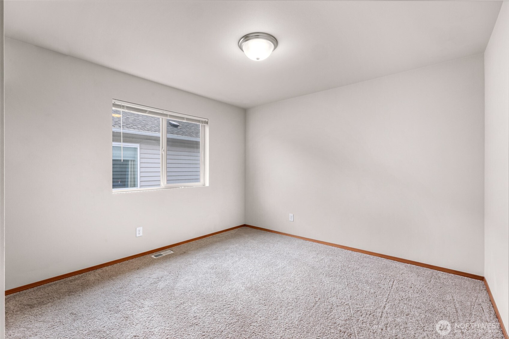 908 138th Place Property Photo 21