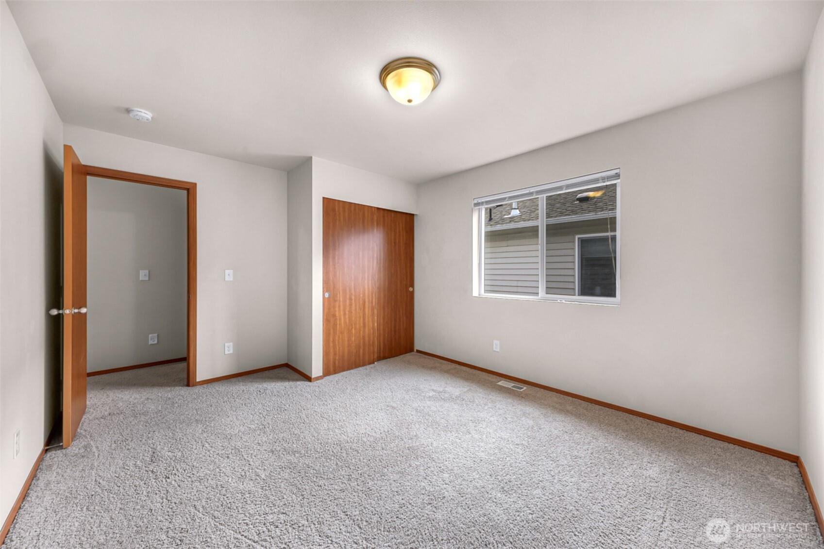 908 138th Place Property Photo 22