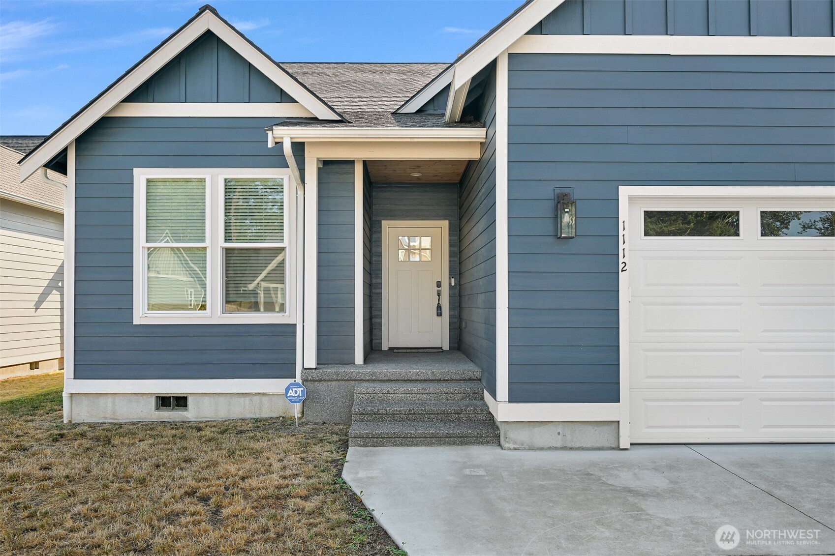 1112 Night Hawk Way Property Photo 2