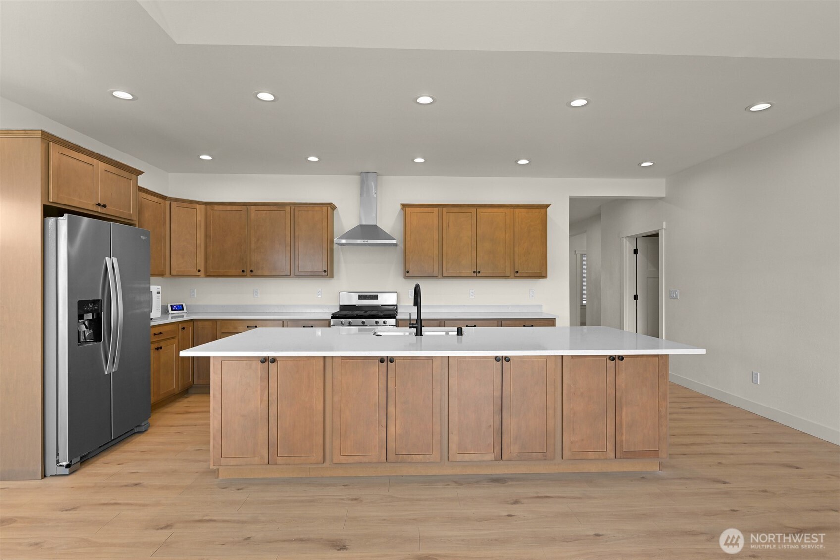 1112 Night Hawk Way Property Photo 16
