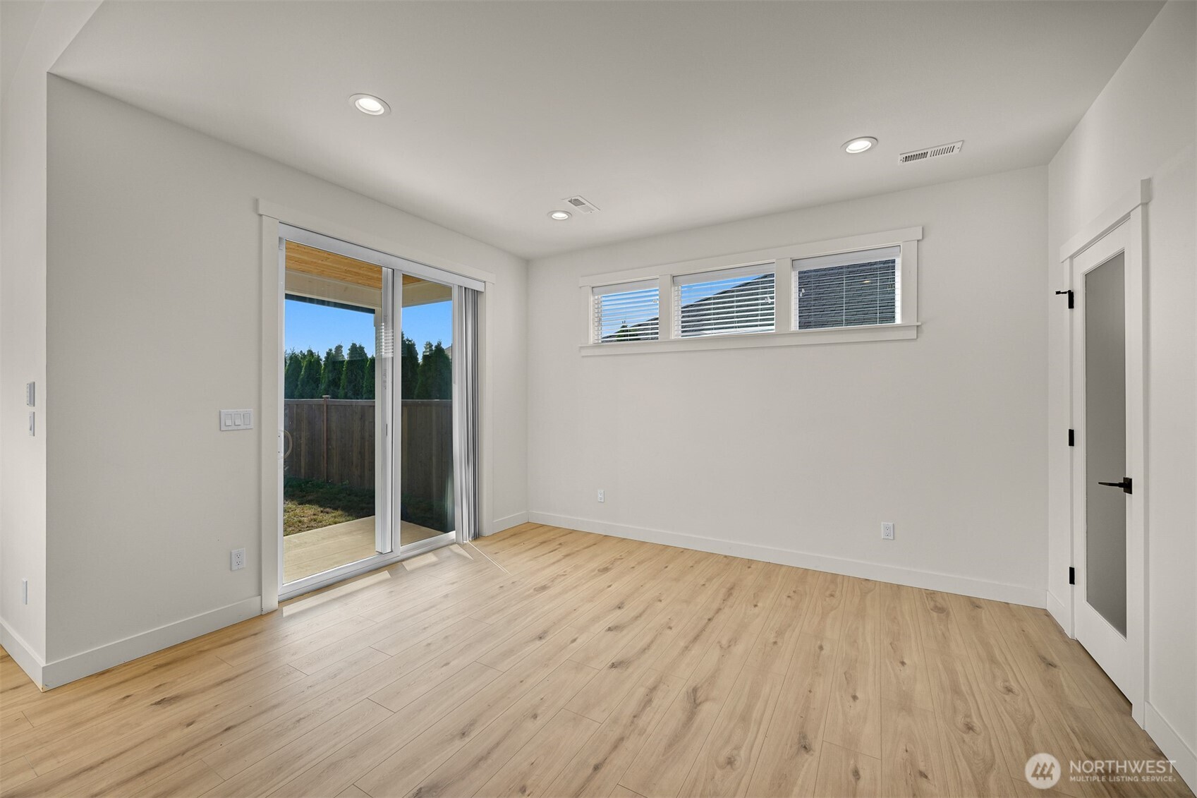 1112 Night Hawk Way Property Photo 20