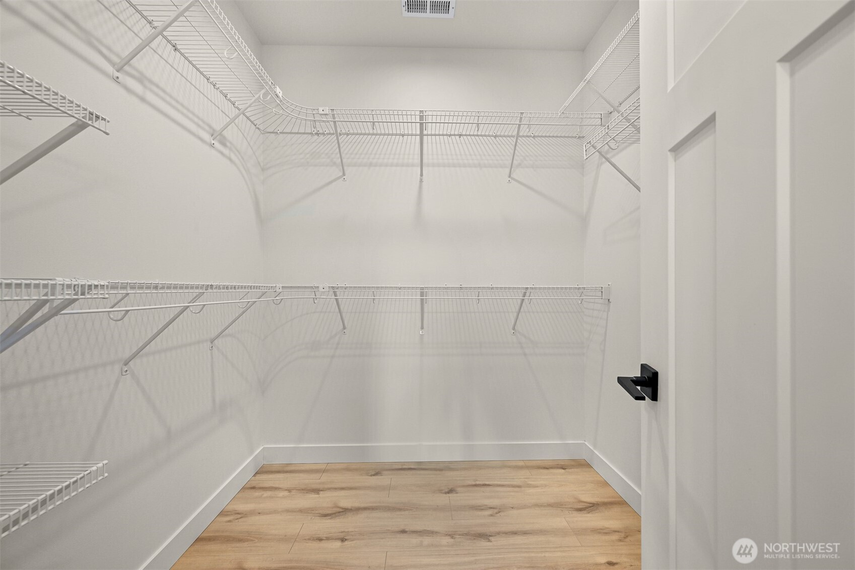 1112 Night Hawk Way Property Photo 24