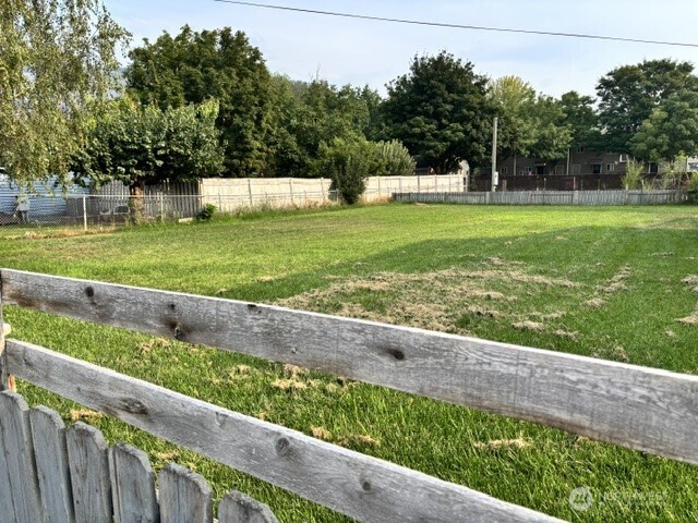 616 4th Avenue Property Photo 5