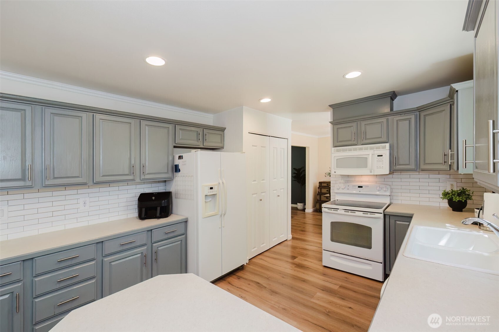 2867 Sand Dollar Road Property Photo 9