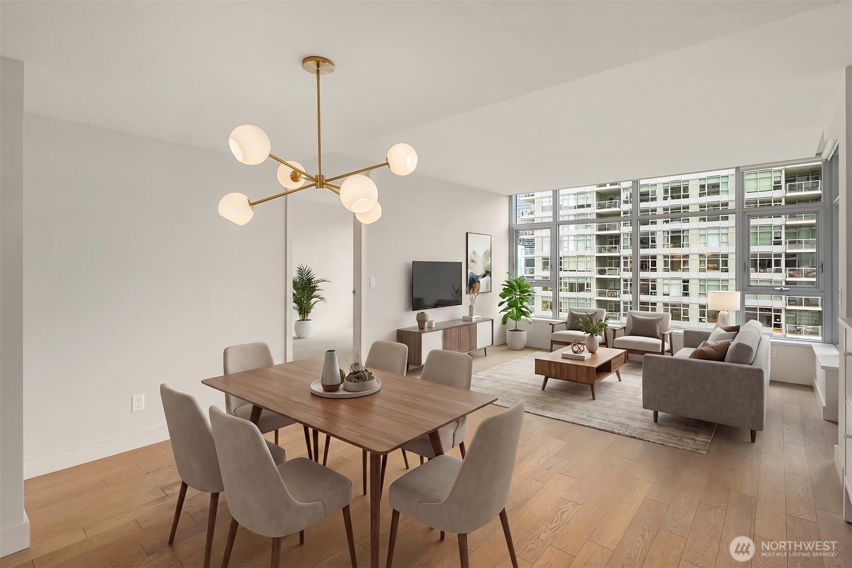583 Battery Street 2208n Property Photo 6