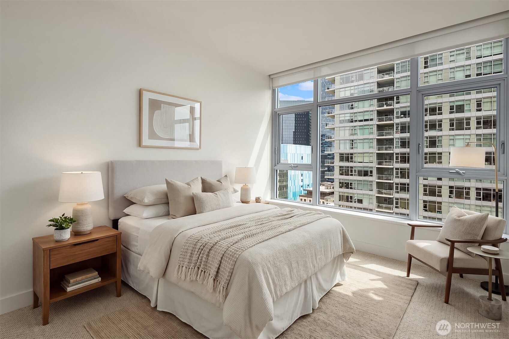 583 Battery Street 2208n Property Photo 17
