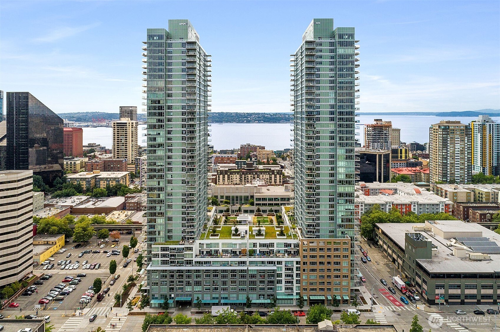 583 Battery Street 2208n Property Photo 39