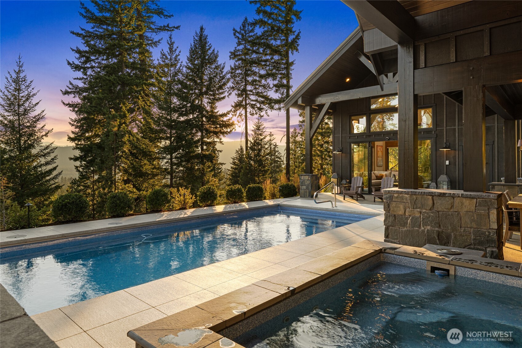 200 Red Sky Way Property Photo 5