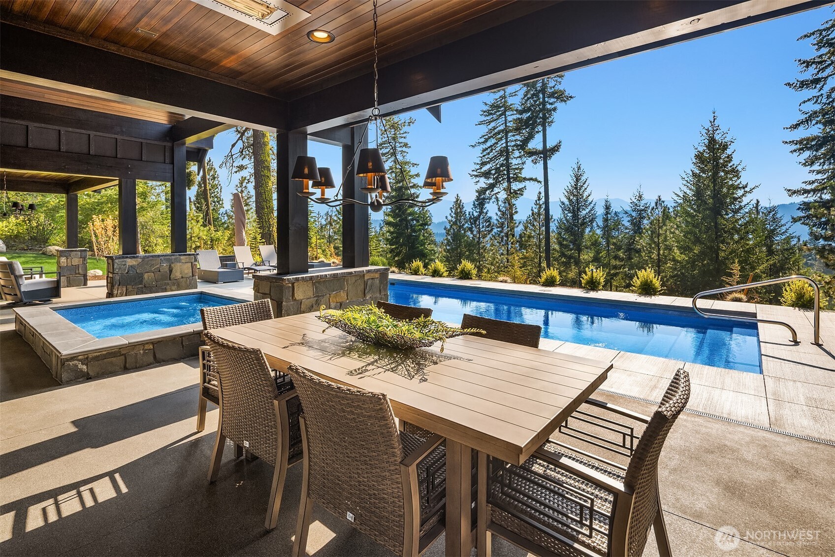 200 Red Sky Way Property Photo 15