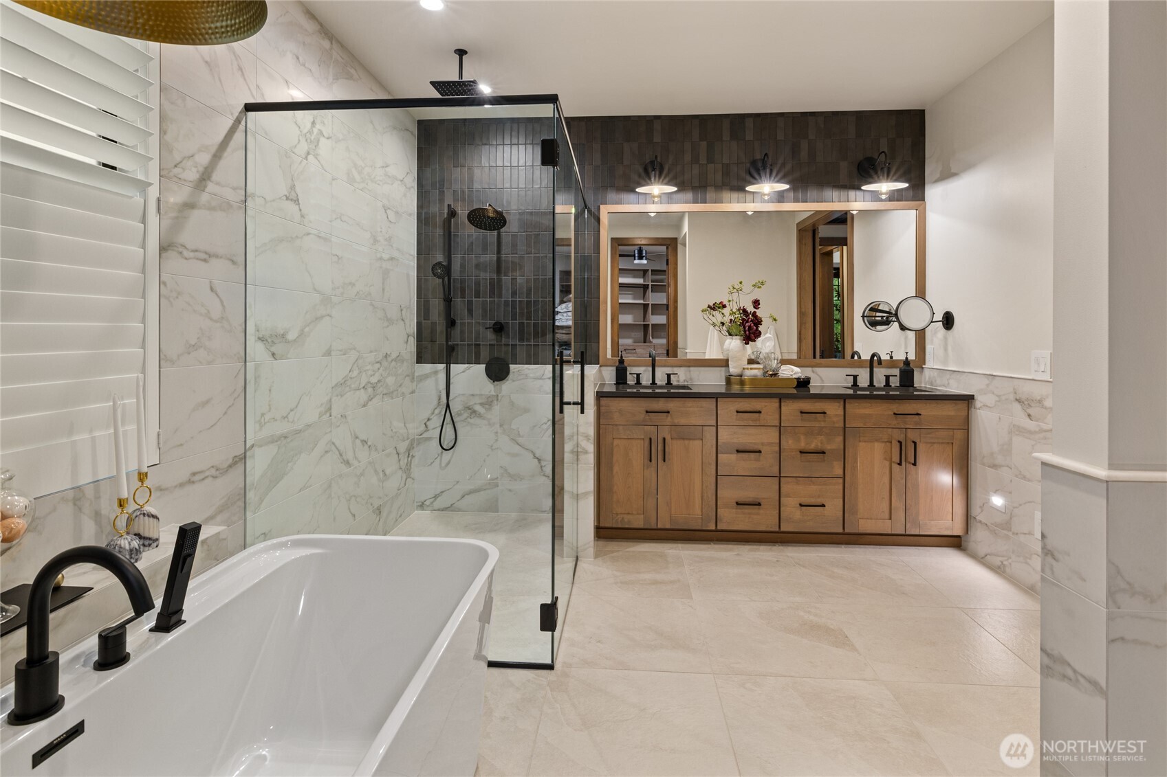 200 Red Sky Way Property Photo 24