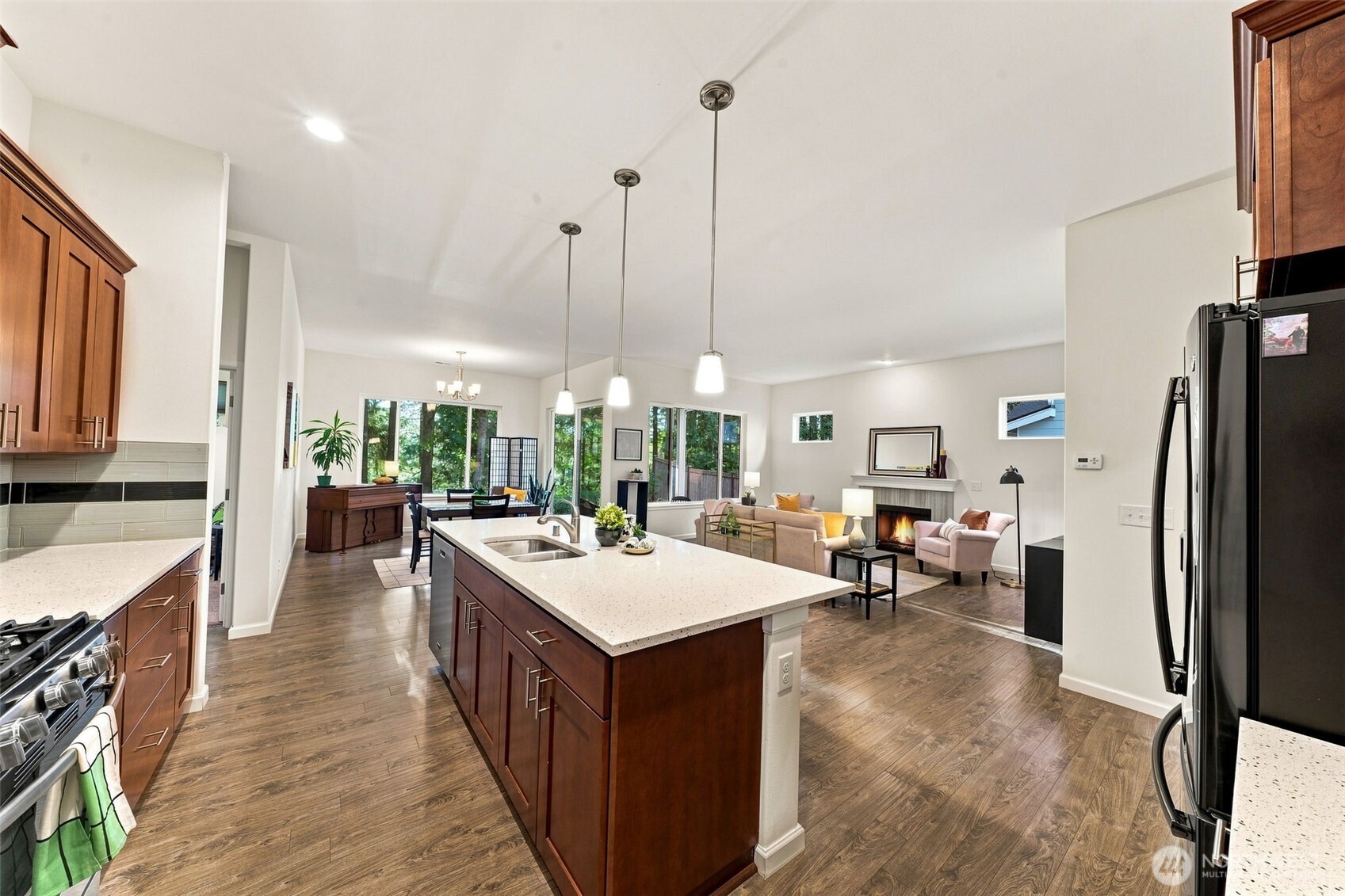 7027 Munn Lake Drive Property Photo 10