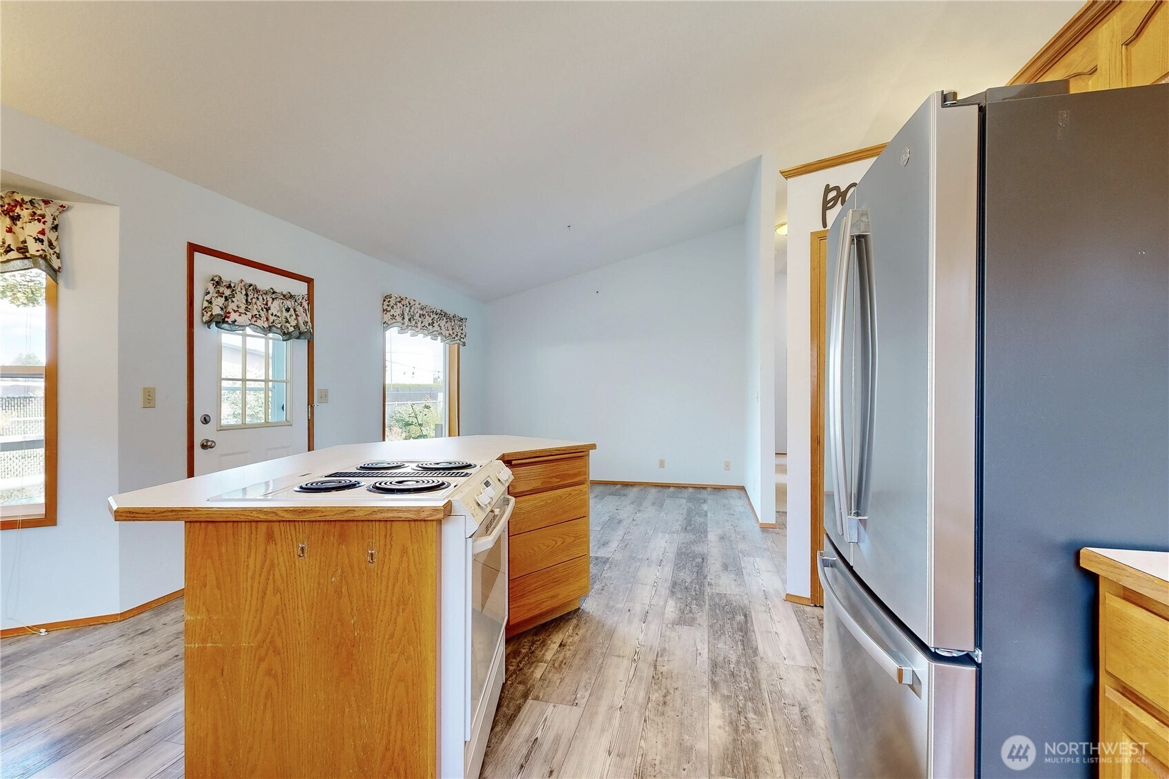 809 Se Tamarack Street Property Photo 10