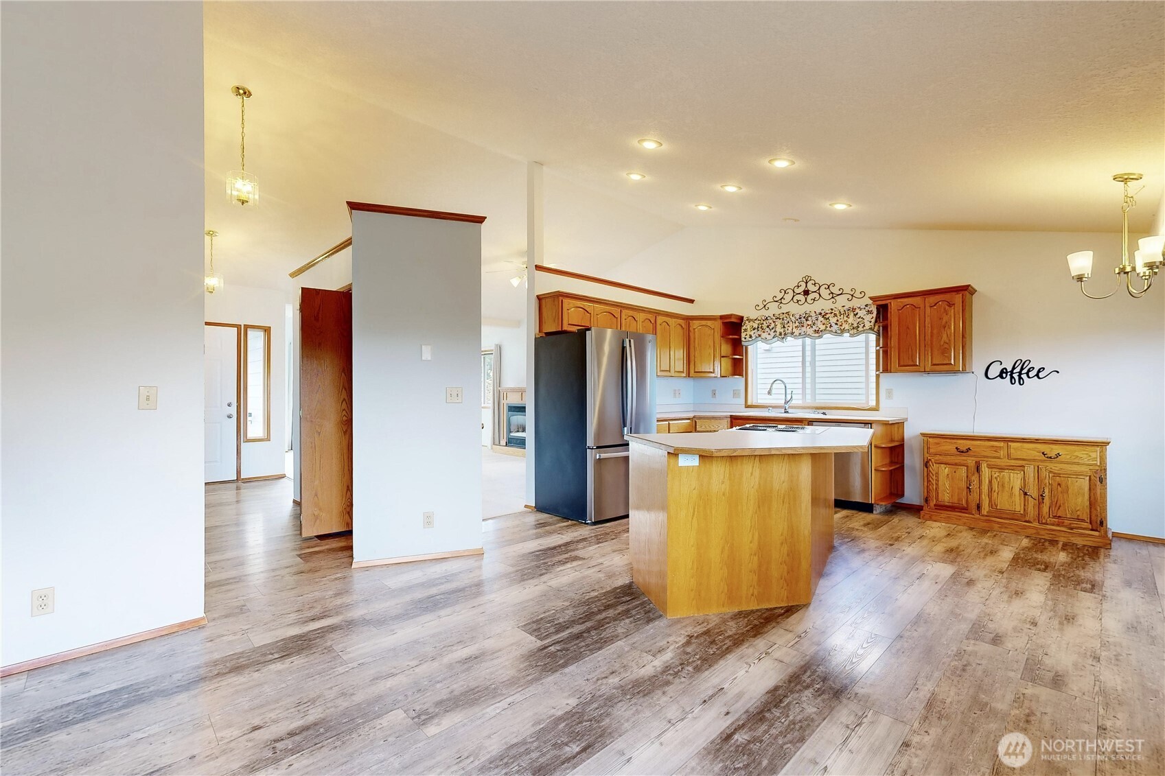 809 Se Tamarack Street Property Photo 15