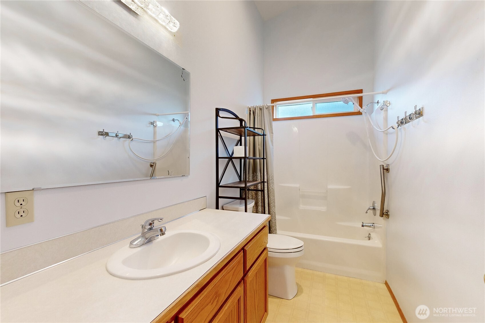 809 Se Tamarack Street Property Photo 19