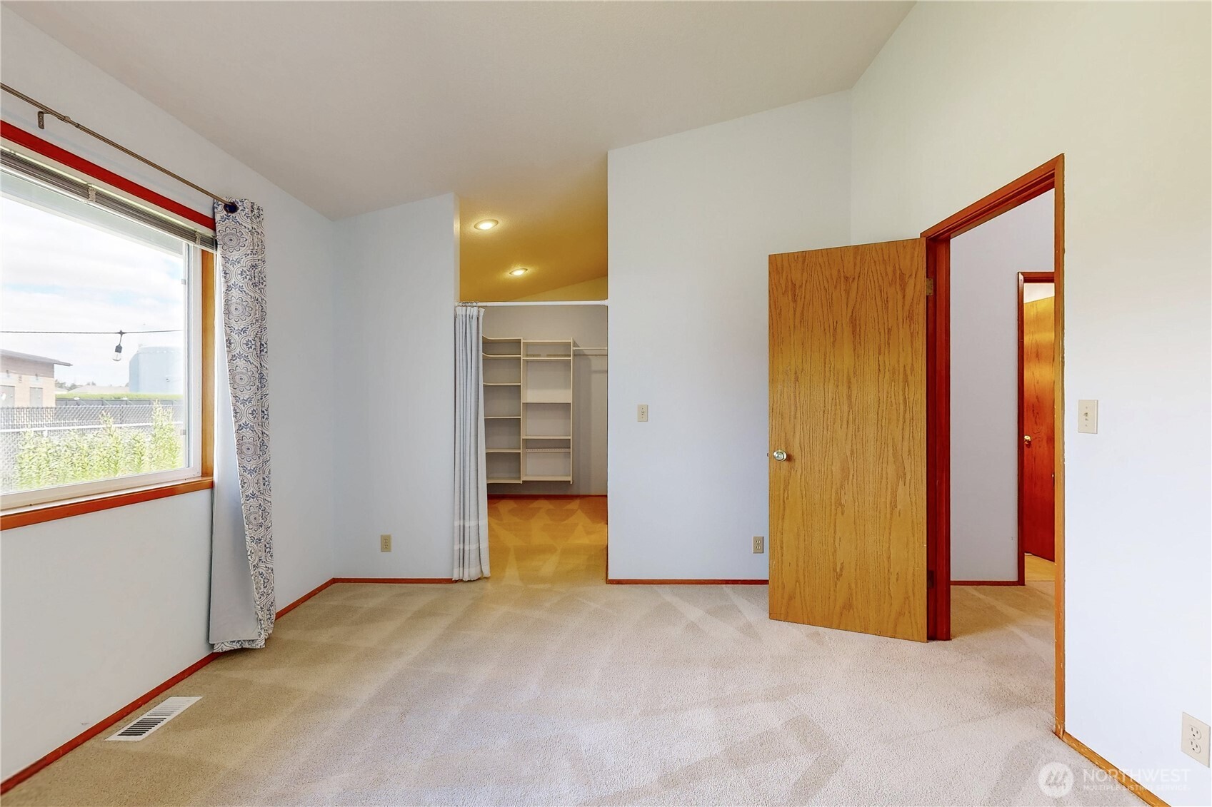 809 Se Tamarack Street Property Photo 25