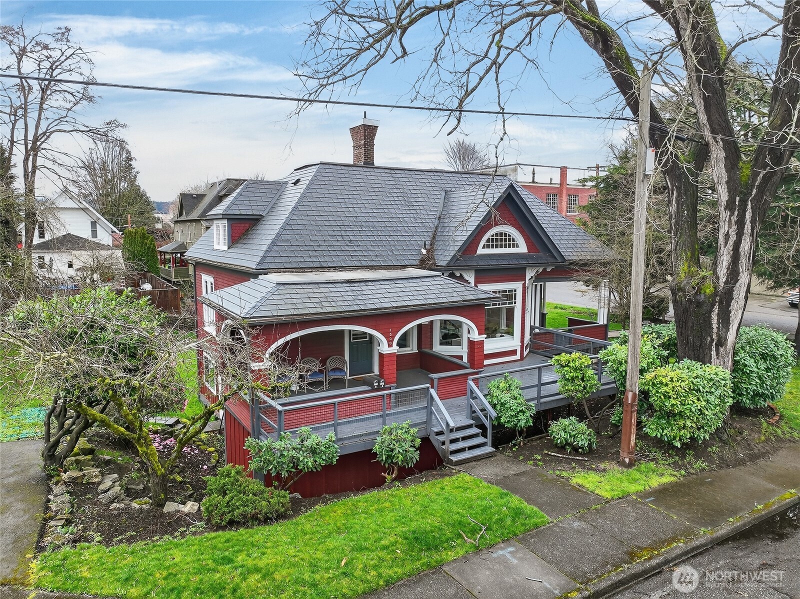 1800 J Street Property Photo 1