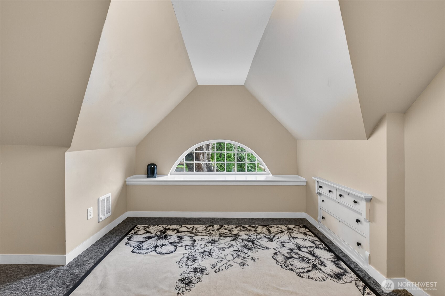 1800 J Street Property Photo 18