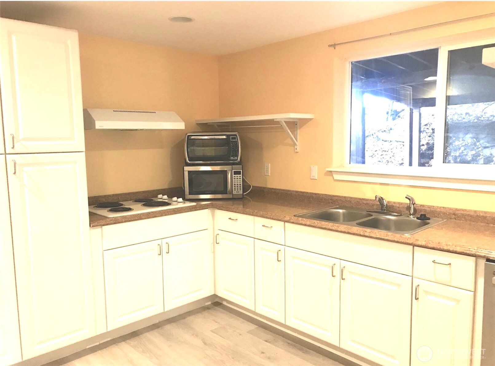 1800 J Street Property Photo 30