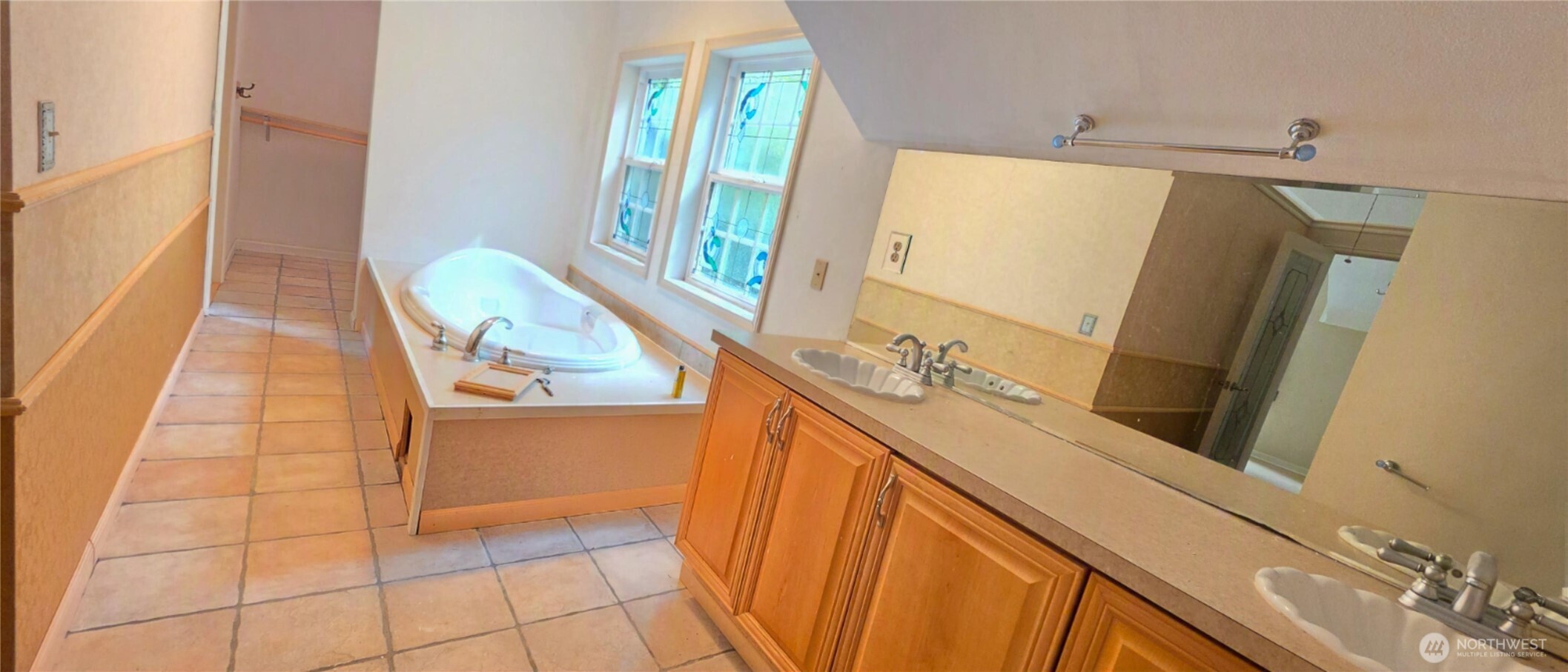 890 W Wynwood Drive Property Photo 17