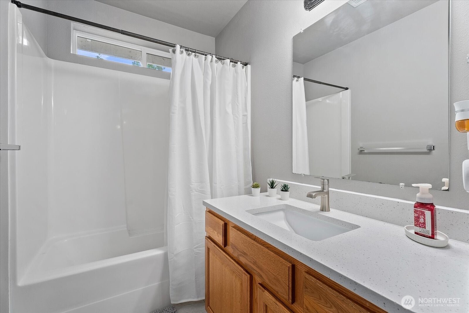 19306 75th Street C4 Property Photo 15