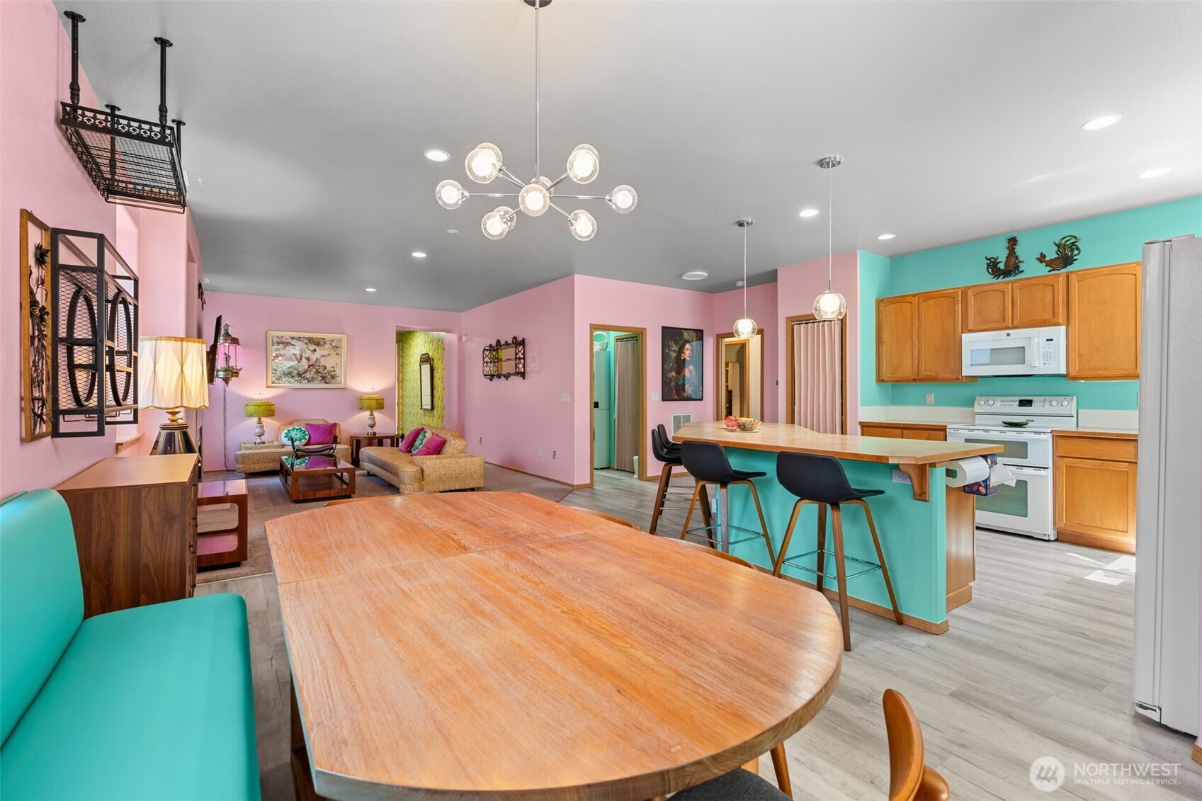 8325 Bainbridge Loop Property Photo 11