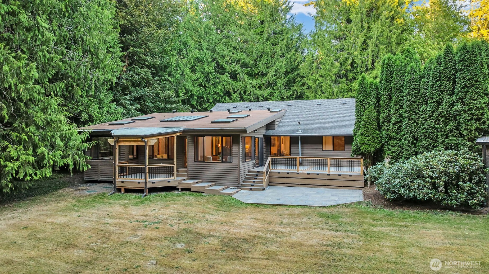 7516 176th Street Property Photo 1