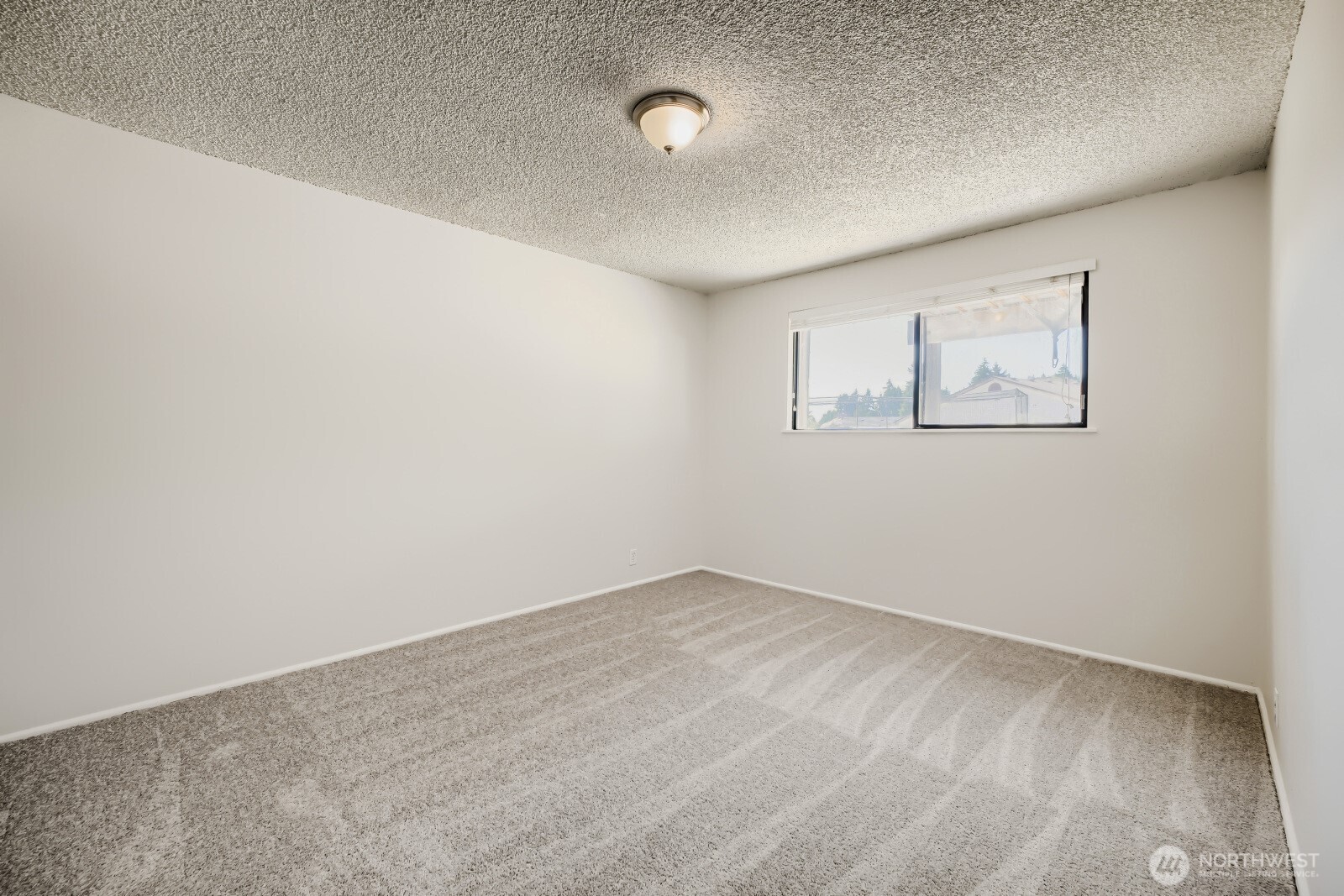 31349 13th Avenue Property Photo 17