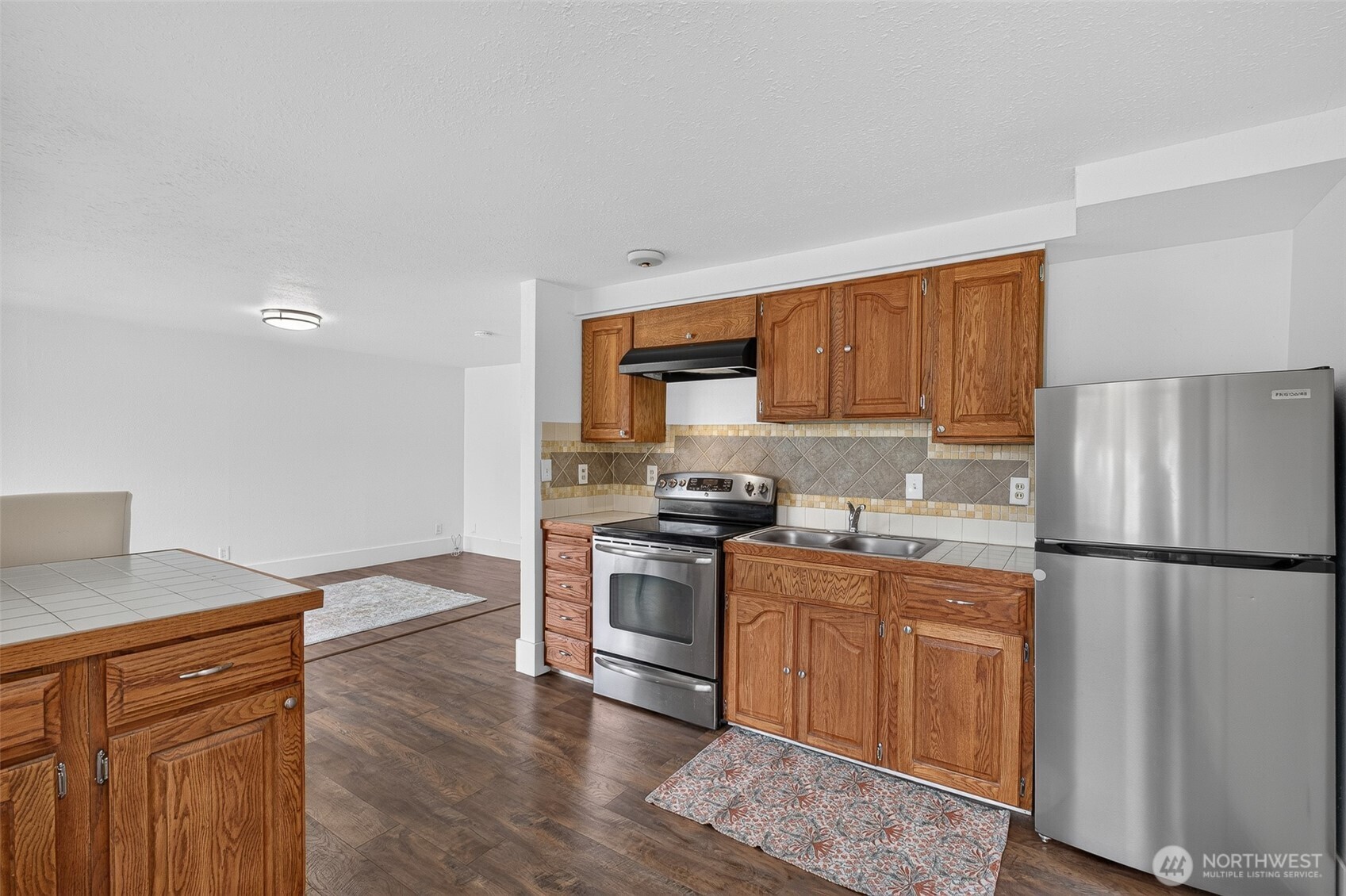 541 545 D Street Property Photo 12