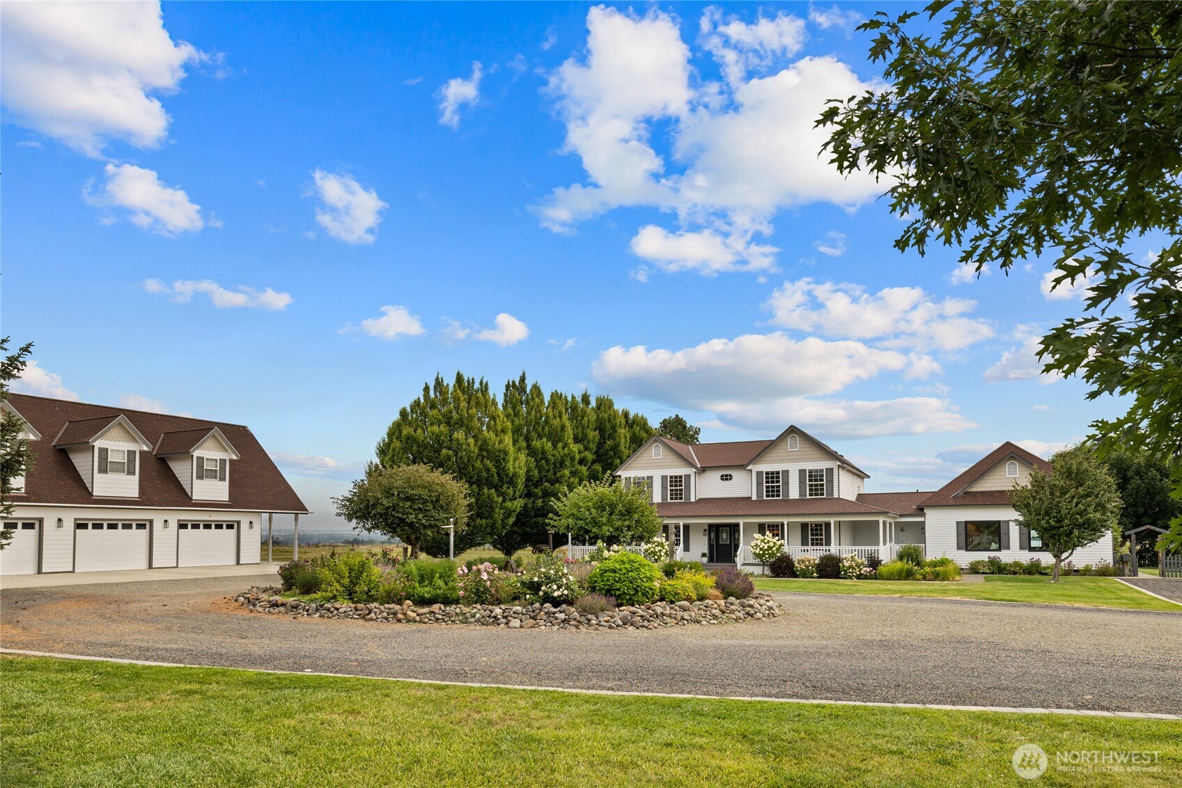 1800 Strande Property Photo 4