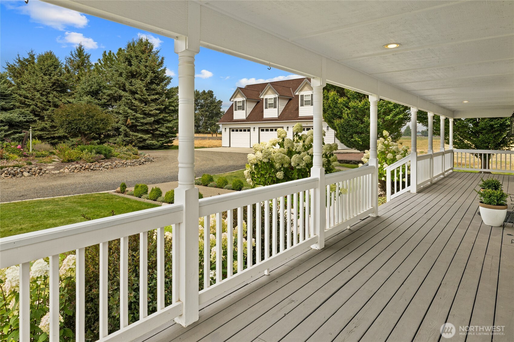 1800 Strande Property Photo 29