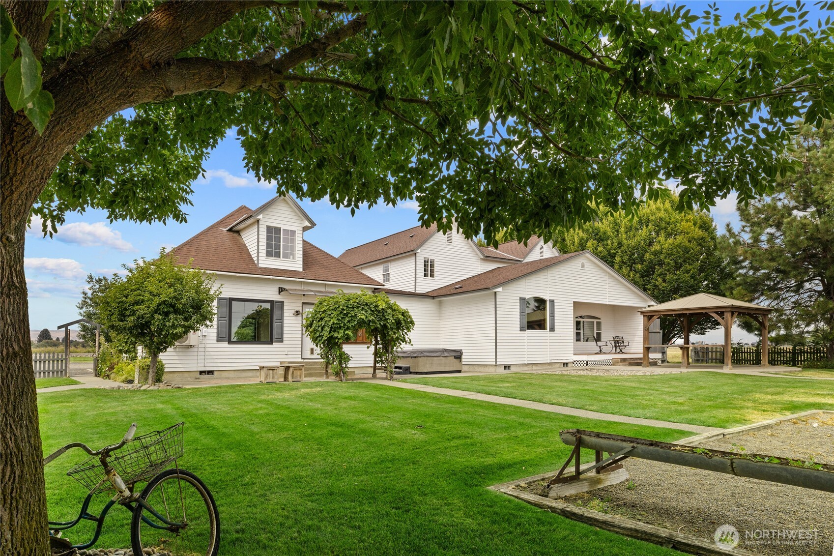 1800 Strande Property Photo 35