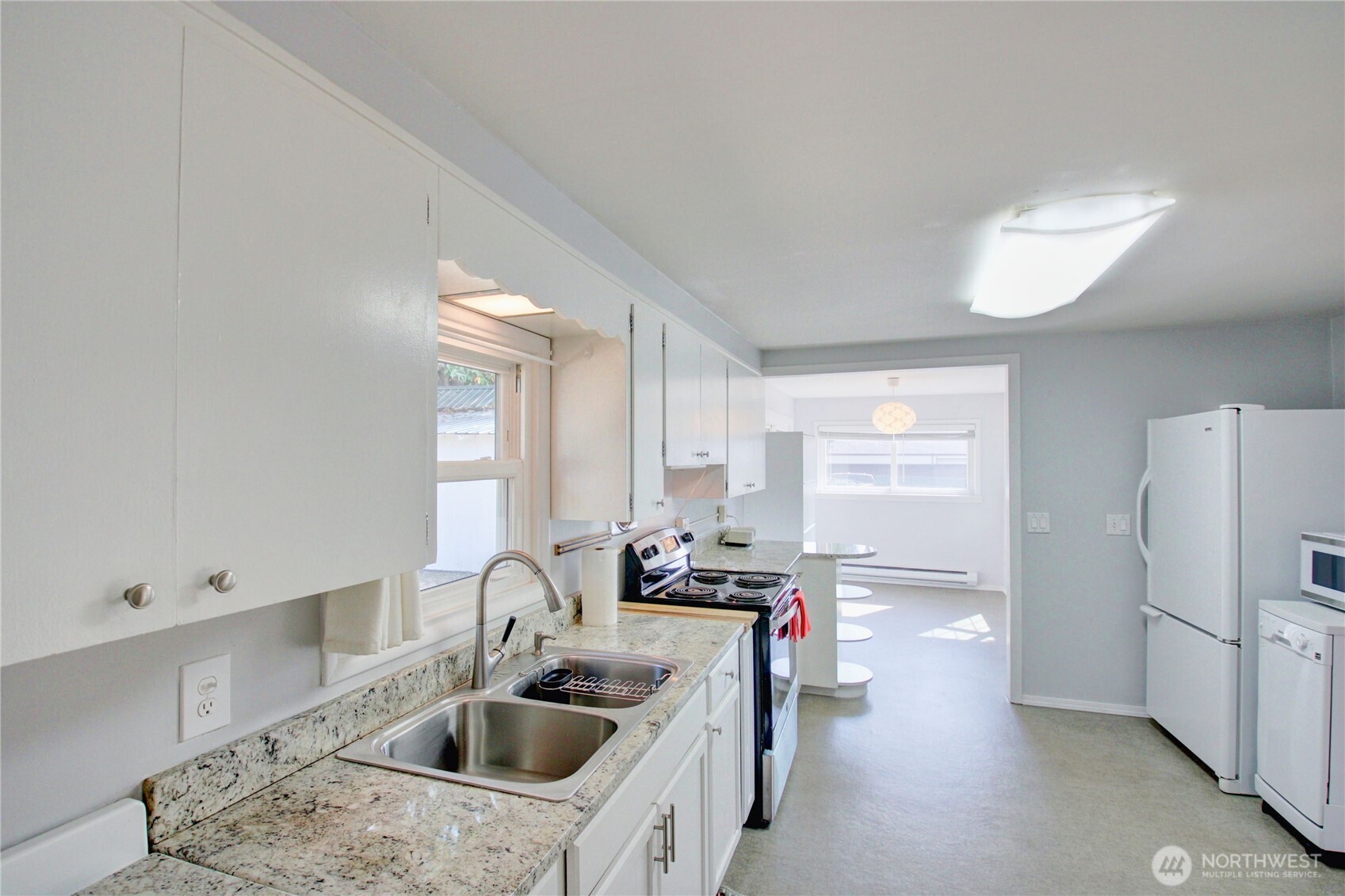317 E Burke Avenue Property Photo 10